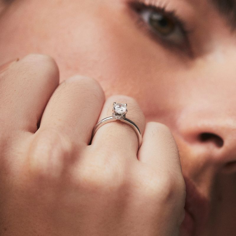 Cómo ADRIA se convirtió en especialista en anillos de compromiso