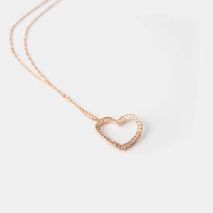 Collar de Corazón Calado