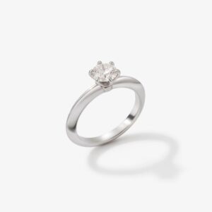 Anillo de Compromiso | Diamante Redondo | Montura de 6 Garras